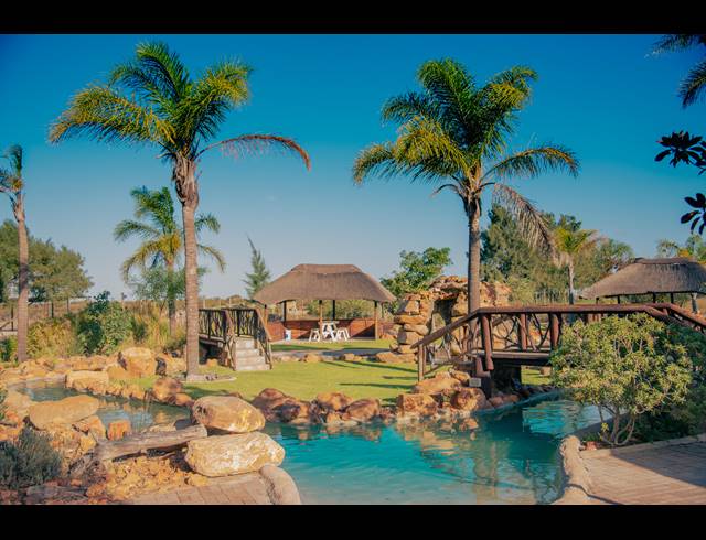 1,500M² LODGE FOR SALE IN HARTEBEESFONTEIN